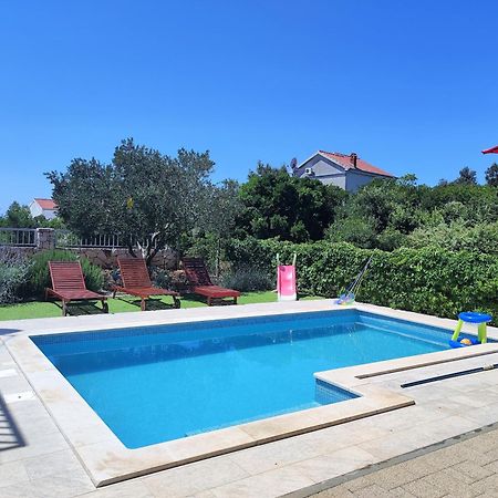 Holiday House Nena With Pool Vinišće Eksteriør bilde