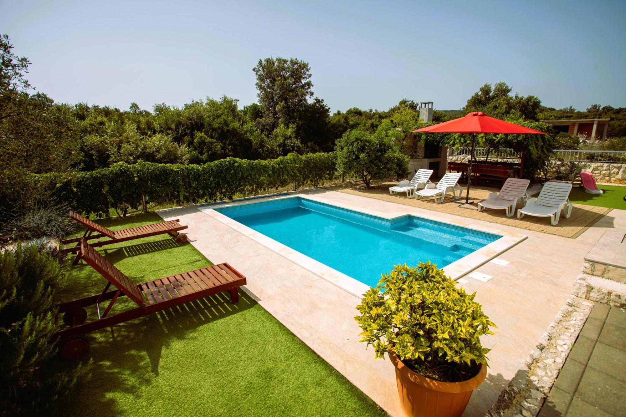 Holiday House Nena With Pool Vinišće Eksteriør bilde